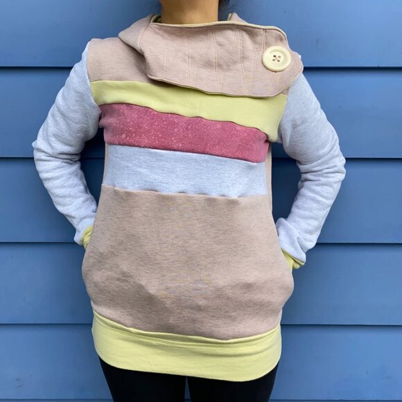 Strawberry Lemonade Upcycled Hoodie w/ Pockets Sweatshirt One of a Kind - Picture 4 of 5